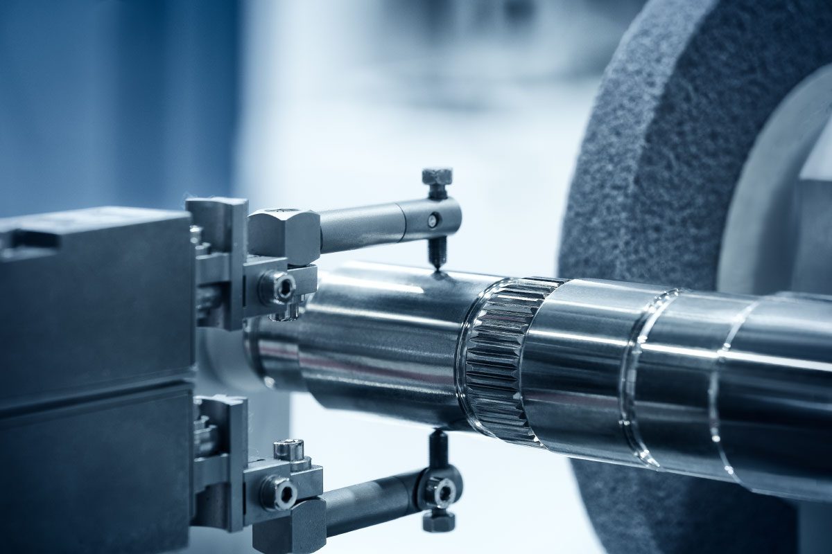 Confronto dell'efficienza e della qualità della lavorazione dei metalli CNC con i metodi tradizionali CNC Partner Cncpartner