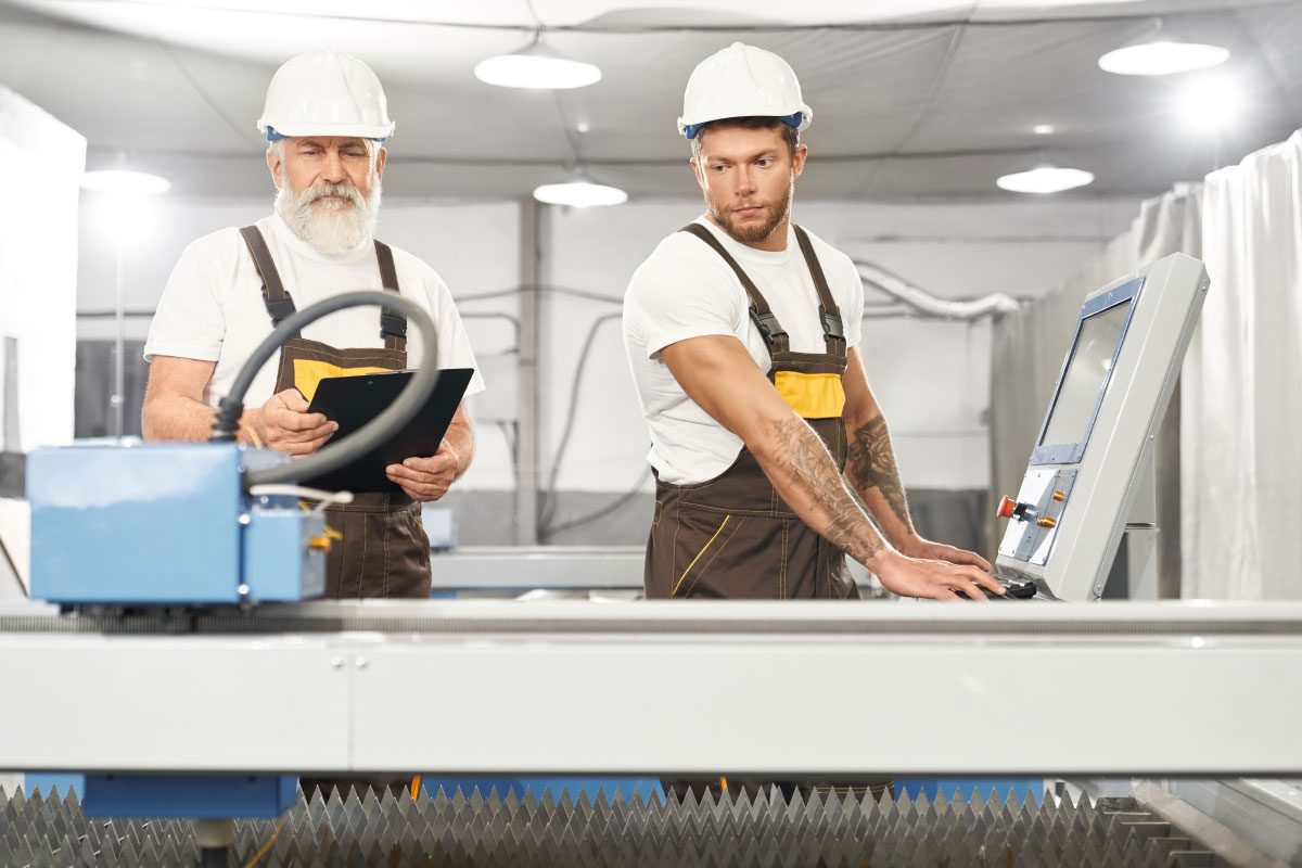 I principali vantaggi dell'utilizzo della fresatura CNC per la produzione di parti di precisione CNC Partner Cncpartner